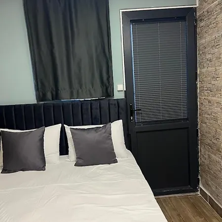 Rovigo Hotel *